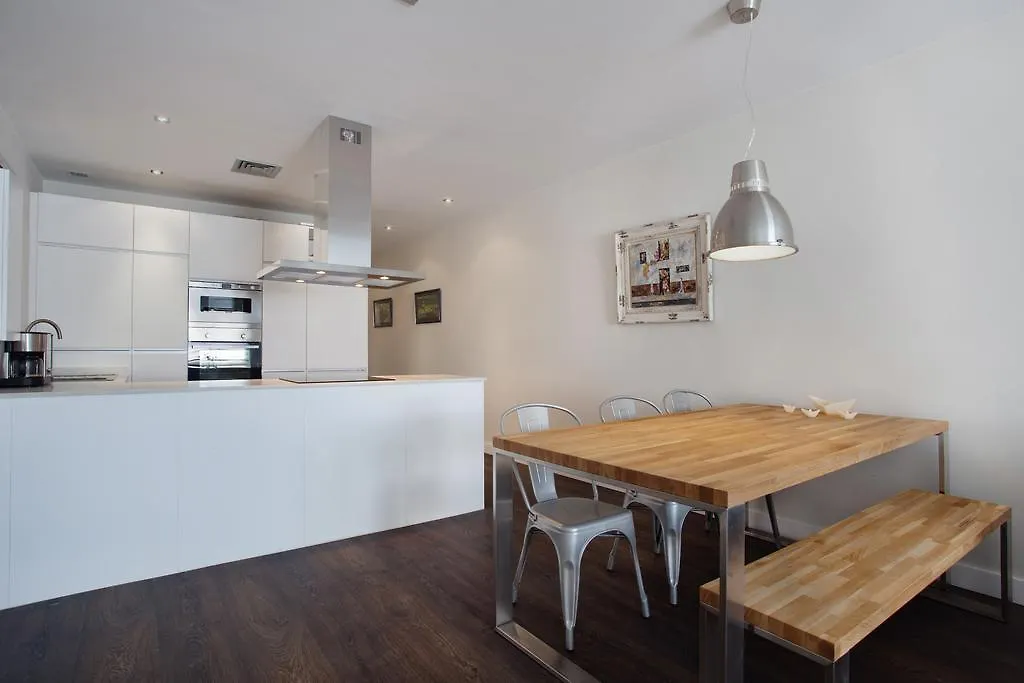 Consell De Cent Apartment Barcelona